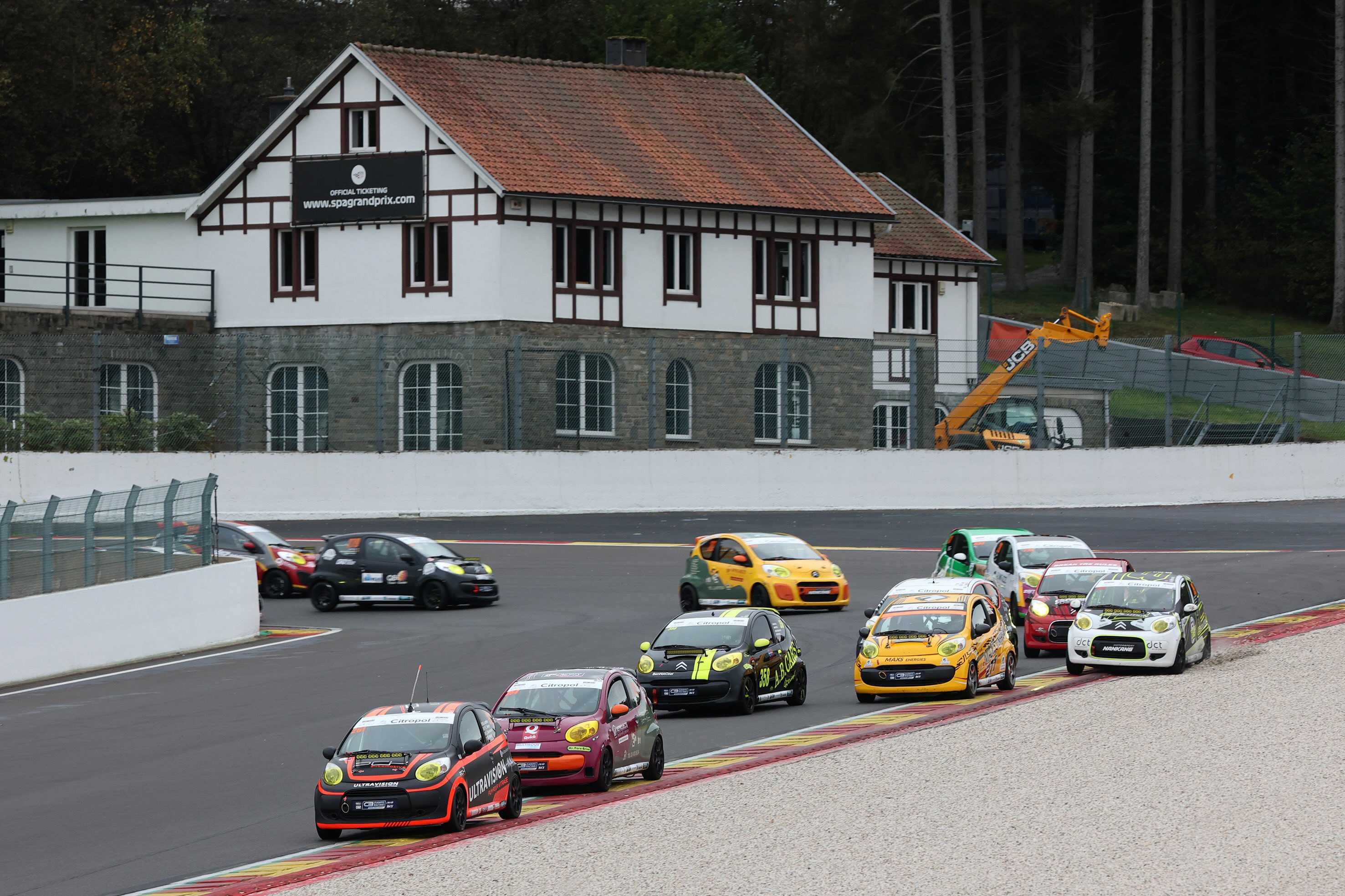 Les 24H2CV de Spa-Francorchamps : une course d’endurance pas comme les autres