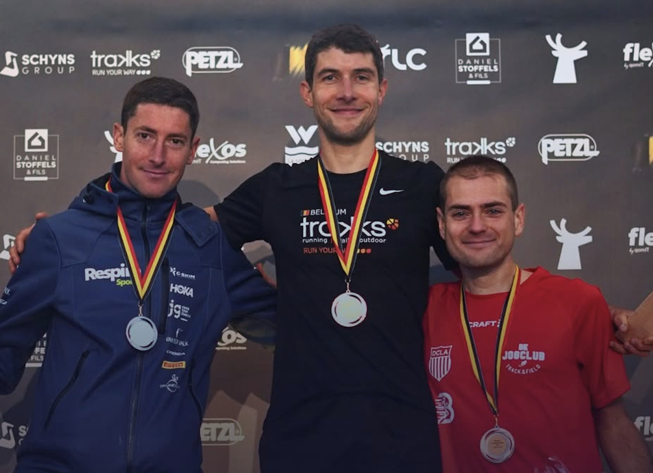 Sébastien Carabin 2e du Grand Trail des Lacs & Châteaux Winter à Ovifat