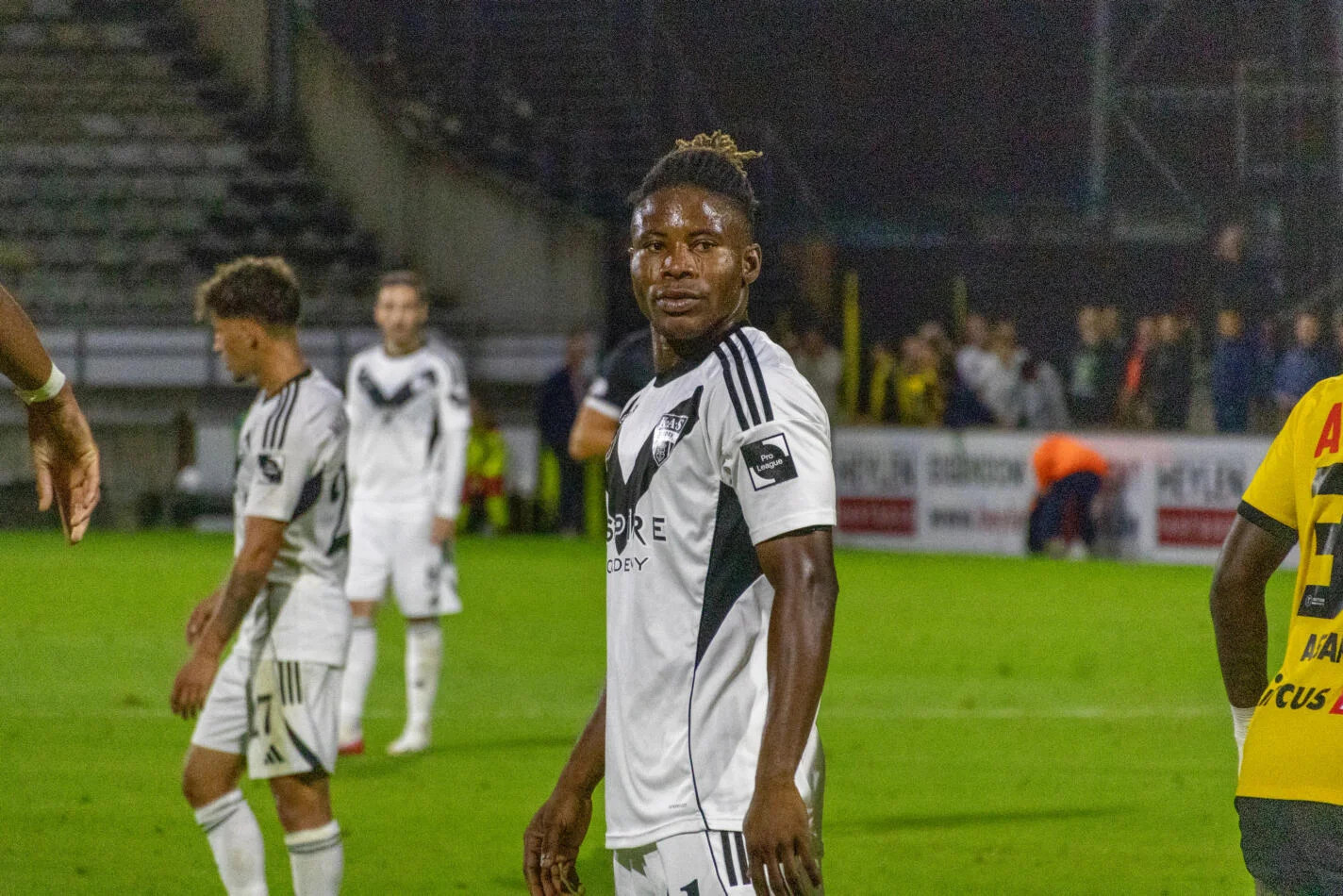 Eupen dégraisse son attaque : Widlarz résilié, Oguns prêté