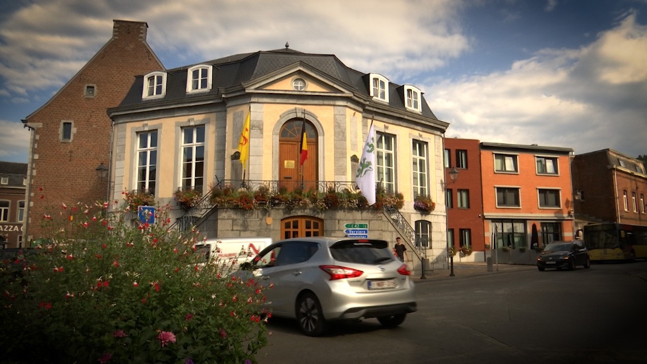 Recrutement polémique à Theux : la Région appelée à trancher