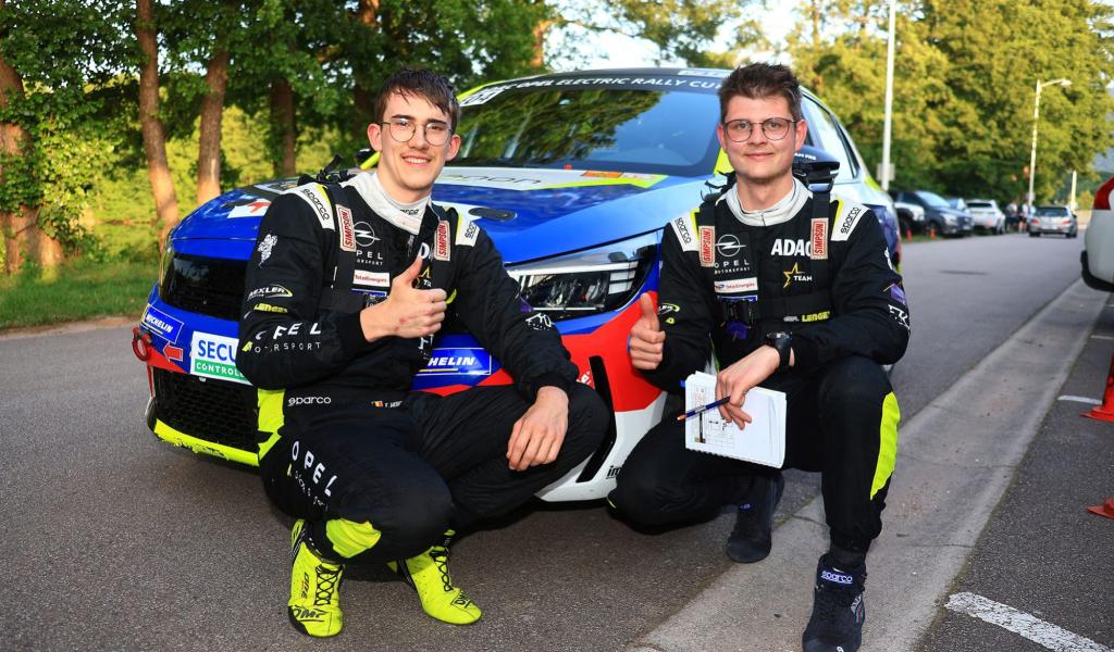 Tom Heindrichs et Jonas Schmitz décrochent le titre dans l'Opel E-Rallye Cup !