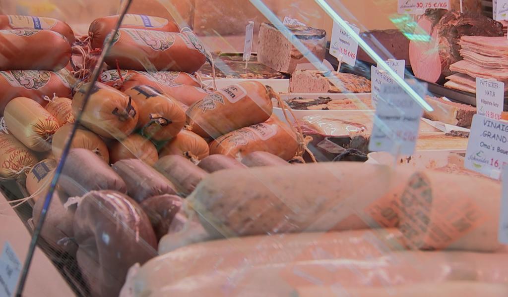 A Sourbrodt, la boucherie Schneider veut défendre le vrai burger