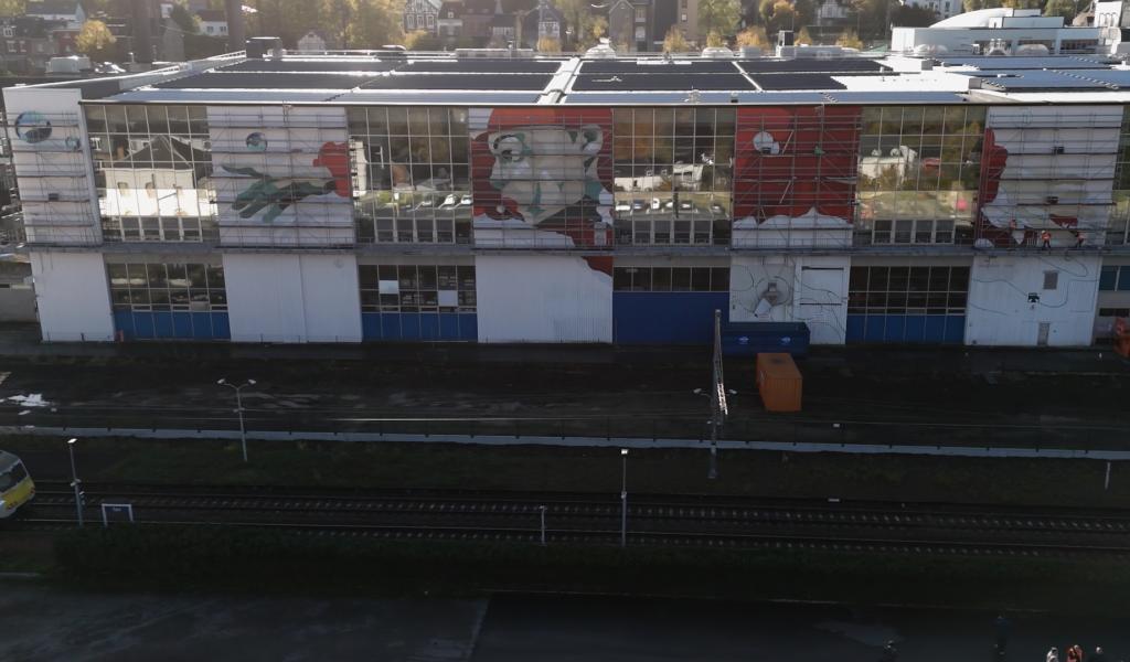 Spa Monopole: le Pierrot en fresque monumentale