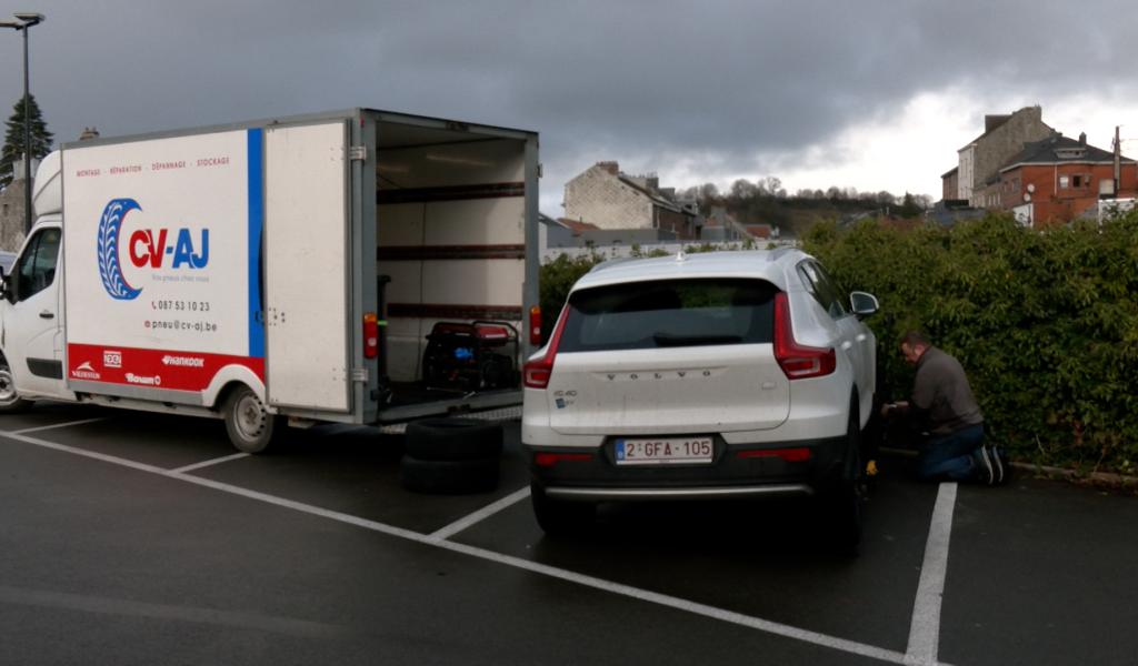 Faire changer ses pneus à son domicile ou sur son lieu de travail, c'est possible !
