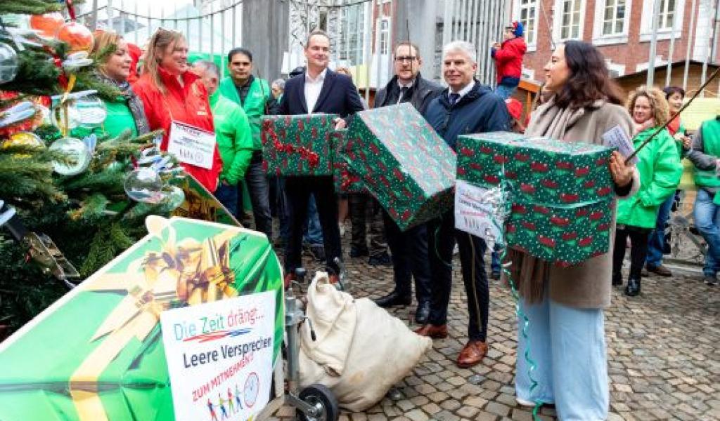 La Communauté germanophone valide son budget, la rue maintient la pression