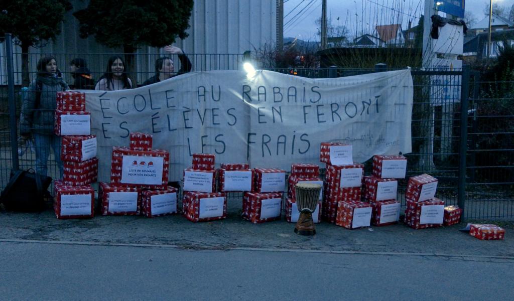 Enseignants en colère à Heusy avant le vote du budget de la Fédération
