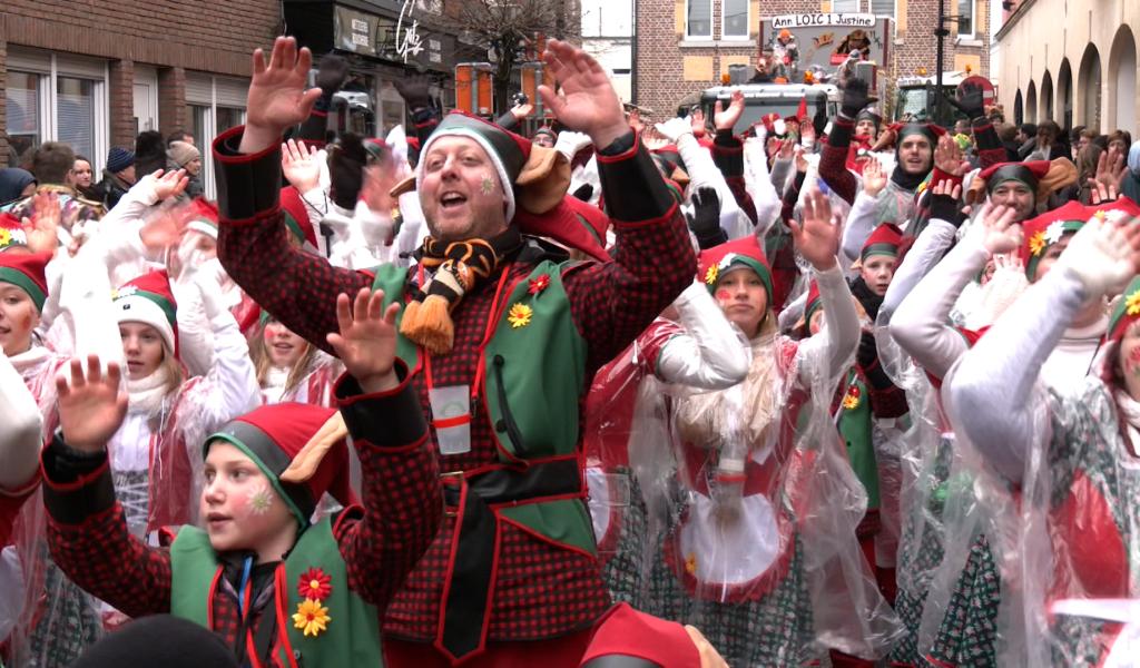 Le Rosenmontag de La Calamine défie la météo !