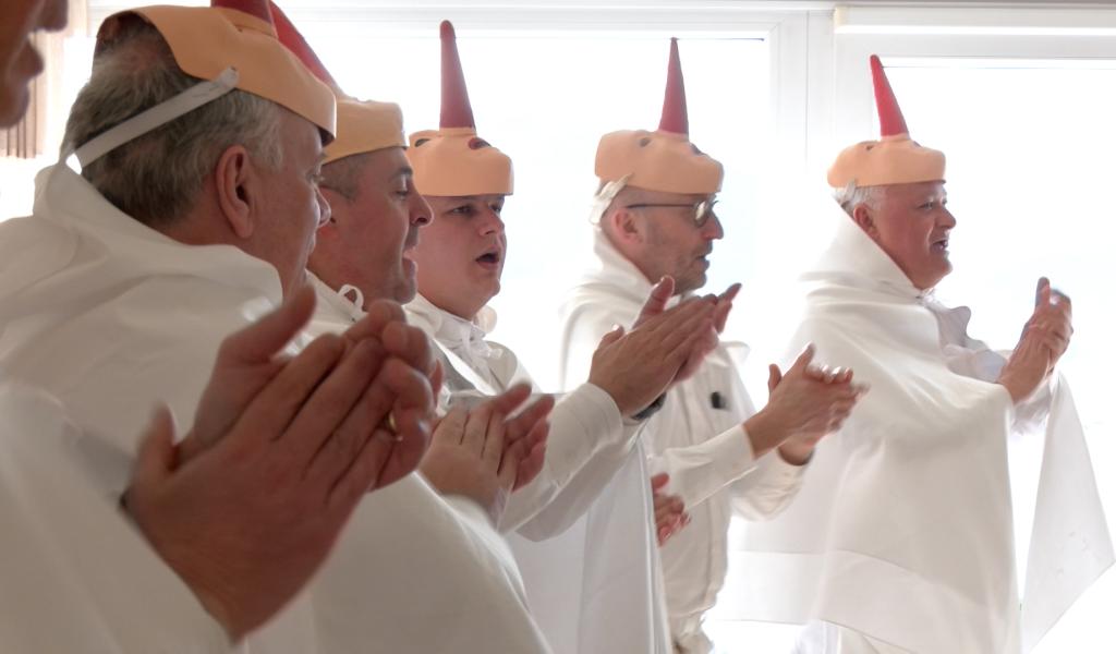 Sortie de Carnaval : 200 Blancs-Moussis perpétuent la tradition à Stavelot
