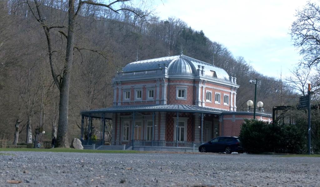 Pavillon Marie-Henriette à Spa : l’opposition dénonce une concurrence déloyale