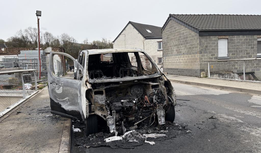 Verviers : incendie d’un  véhicule utilitaire, sans blessé