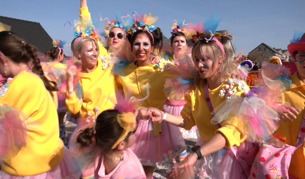 Laetare Tiège-Sart : le soleil met d'accord les deux villages