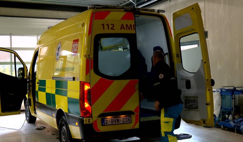 Jehanster : véhicule dans une façade, plusieurs blessés graves