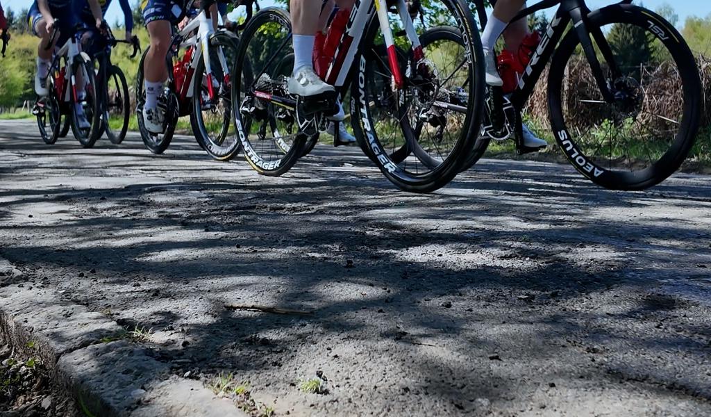 Liège-Bastogne-Liège : des routes en mauvais état à Stoumont