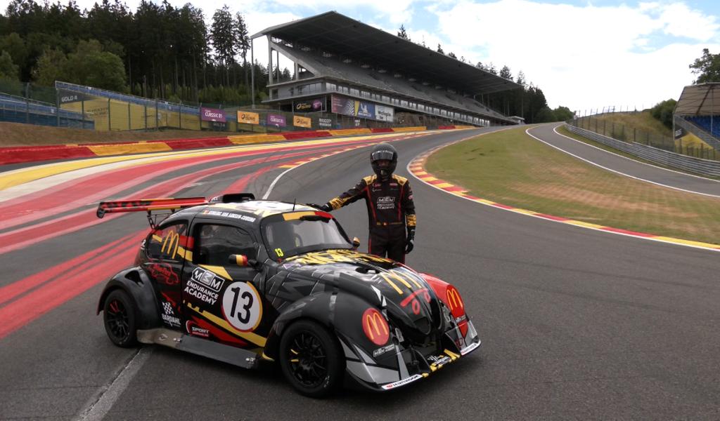 À Spa-Francorchamps, le prince Aymeric accélère vers son rêve de pilote
