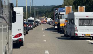 A27/E42 Prum - Battice: chaussée fermée, circulation à l'arrêt à hauteur de Sart-Lez-Spa