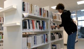 4 ans après les inondations, retour de la bibliothèque place Taskin!