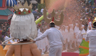 Les confettis, marque de fabrique des Blancs Moussis...
