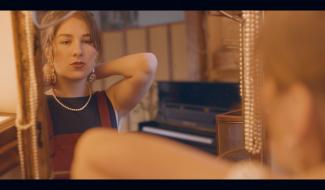 "Eparpillée", 1er single de la Malmédienne Ellegy, entre puissance vocale et douceur poétique