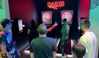 Le S'pace Lontzen accueille son premier championnat de fléchettes, un sport en plein essor !