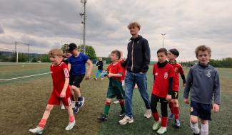 Charli Spoden a rendu visite au stage de foot de Xhoffraix