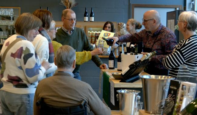 Les élèves de la section hôtellerie ont conçu leur propre salon du vin !