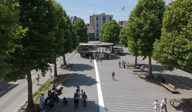 La liste des 66.519 réfugiés décédés collée au centre de Verviers