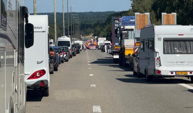 A27/E42 Prum - Battice: chaussée fermée, circulation à l'arrêt à hauteur de Sart-Lez-Spa