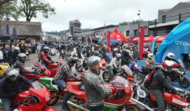 2000 motos et une grande parade sur le circuit pour la 3e édition du Bikers'Festival