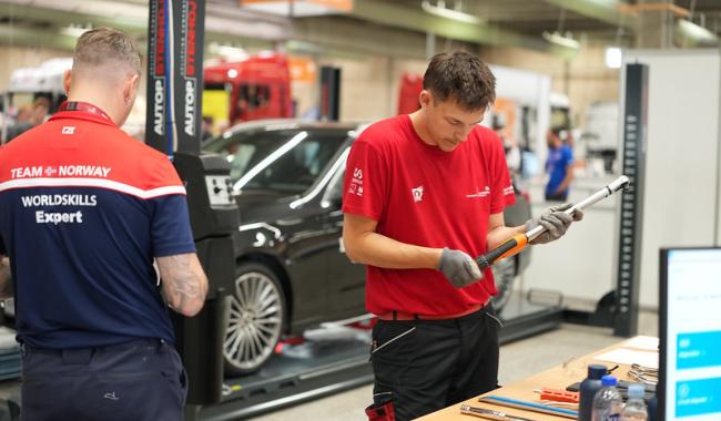 EuroSkills : Hugo Lechat, un jeune talent qui fait évoluer l’automobile