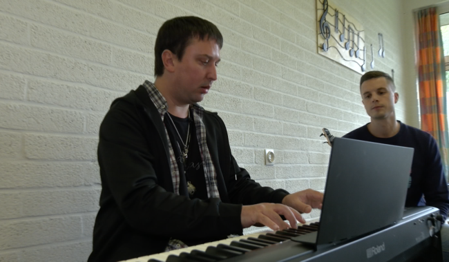 Atteint de troubles psychiques, Romain revient sur son parcours