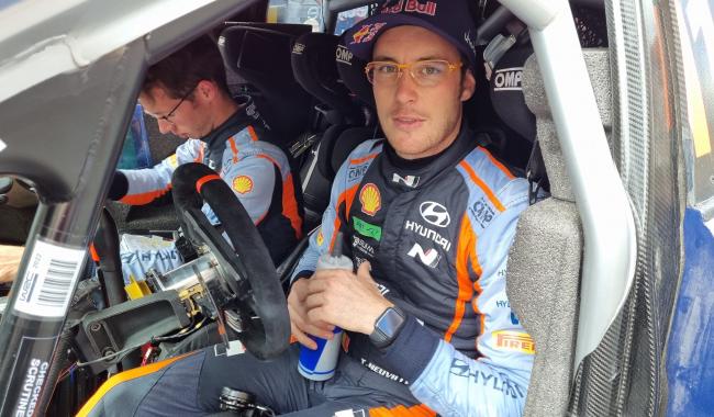 Thierry Neuville et Martijn Wydaeghe vainqueurs au rallye d'Arabie saoudite