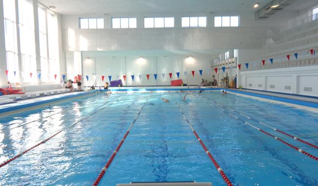 La piscine de Verviers a rouvert, mais des problèmes de condensation persistent