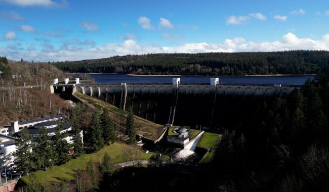 Un seul barrage wallon dispose de son plan d’urgence : Valérie Dejardin tire la sonnette d’alarme