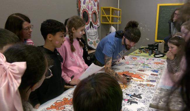 Val Hausman rend hommage à son père avec les élèves de l'école René Hausman