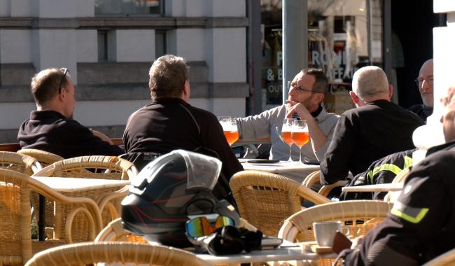Le soleil signe le retour des terrasses