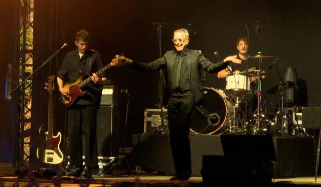 Alain Chamfort : "J'ai encore envie de me surprendre moi-même... "