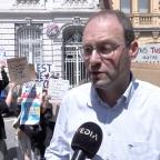 Jean-Paul Bastin face aux enseignants
