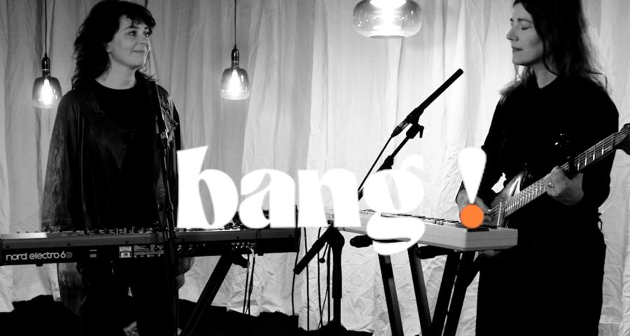 Coraline Gaye, soulever la couverture des choses