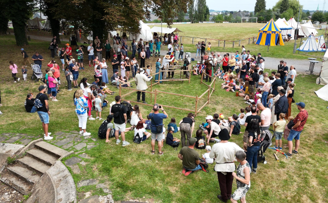 Plongée réussie dans le Moyen-Age au festival "Au fil de l'épée "