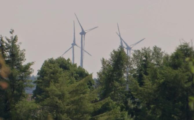 Bernister: nouveau projet de 4 éoliennes de 210 m