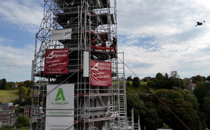 Le GRIMP à l'assaut de l'église Saint-Fiacre pour sauver un ouvrier