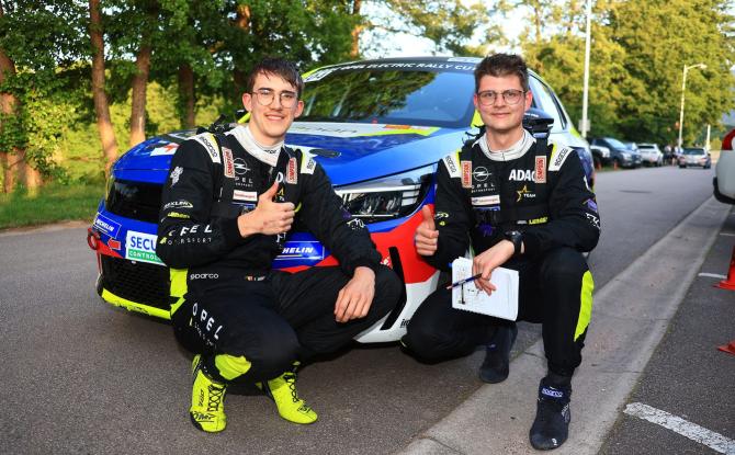Tom Heindrichs et Jonas Schmitz décrochent le titre dans l'Opel E-Rallye Cup !