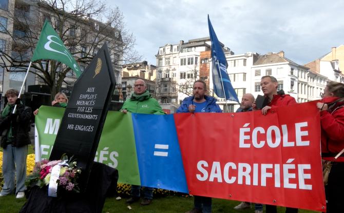 Des centaines de professeurs verviétois ont manifesté à Liège
