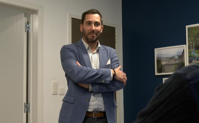 Spadoises, Spadois, adoptez (temporairement) votre bourgmestre!