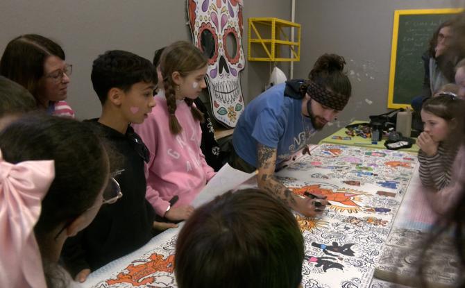 Val Hausman rend hommage à son père avec les élèves de l'école René Hausman