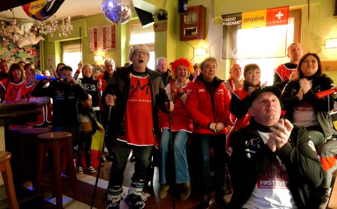 Le fan-club d'Armand Marchant aux anges !