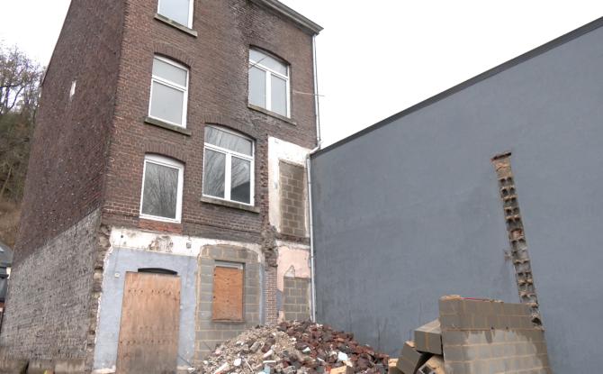 Transformation d'un logement en maison de jeunes en Prés-Javais