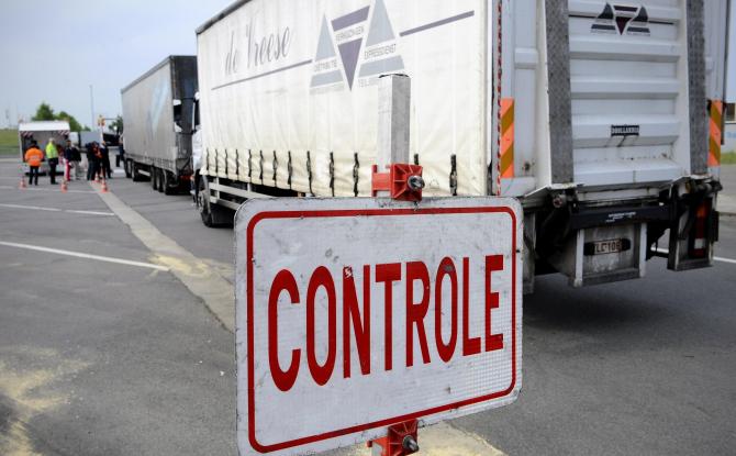 Poids lourds contrôlés à Lichtenbusch : plusieurs infractions constatées