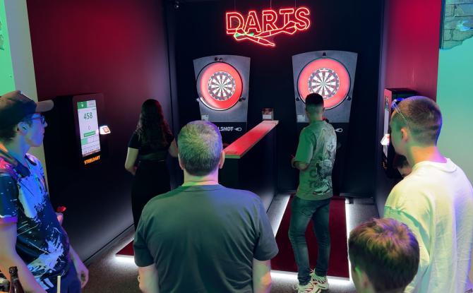 Le S'pace Lontzen accueille son premier championnat de fléchettes, un sport en plein essor !