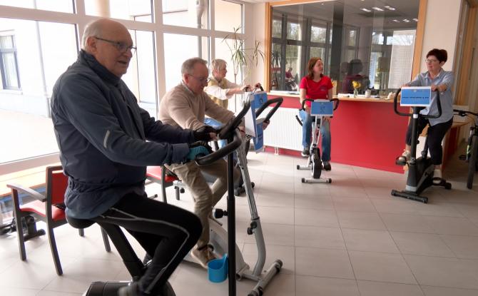 24h à pédaler pour la bonne cause aux Jardins d'Elisabeth à Waimes